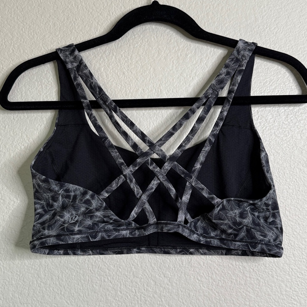 Lululemon Free to Be Tranquil bra women’s 10 plume white black - Picture 3 of 5
